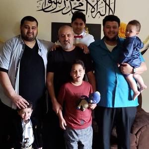 Meet your Posher, Malik